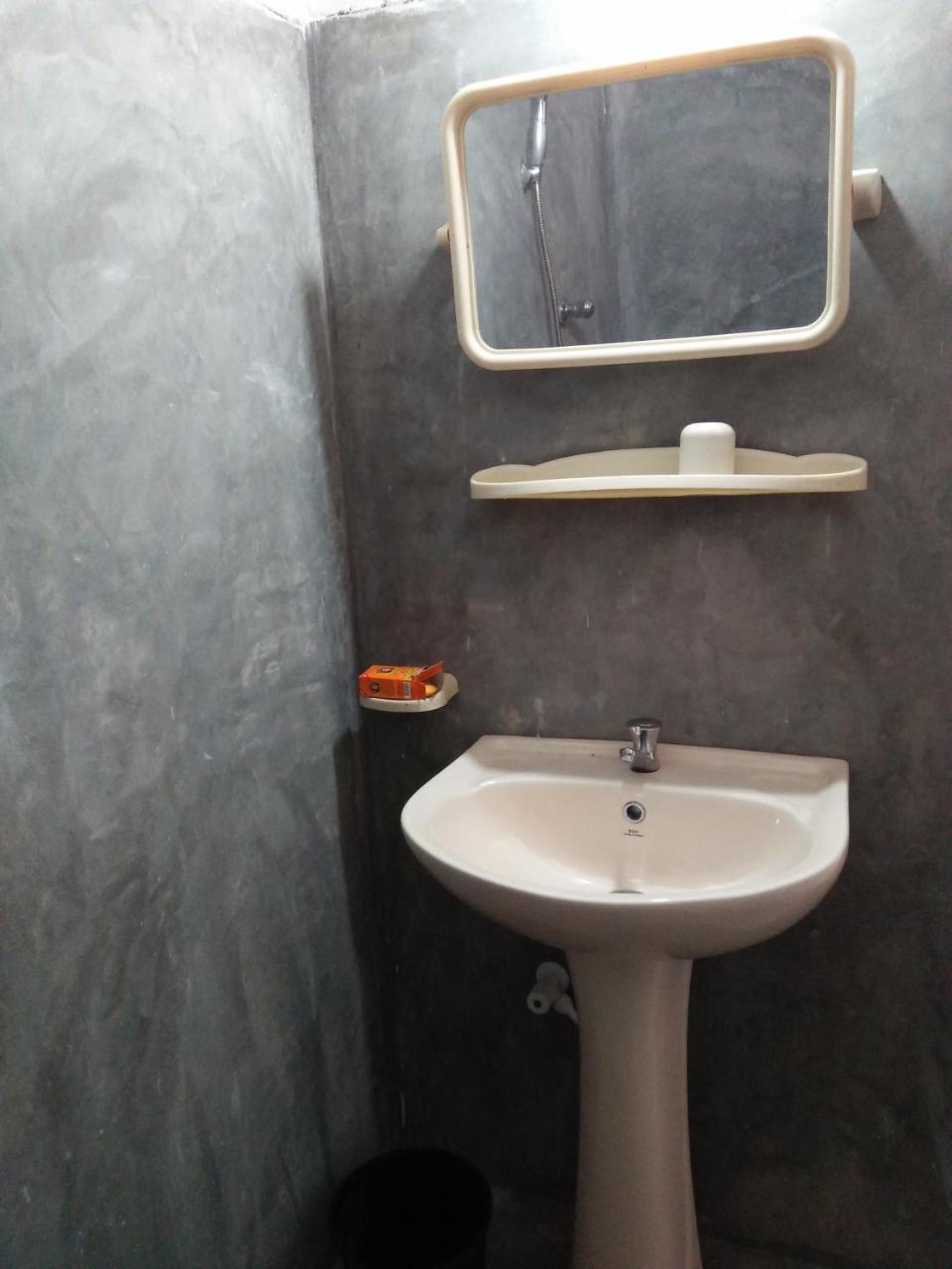 Helena Hostel ดิคเวลลา ภายนอก รูปภาพ